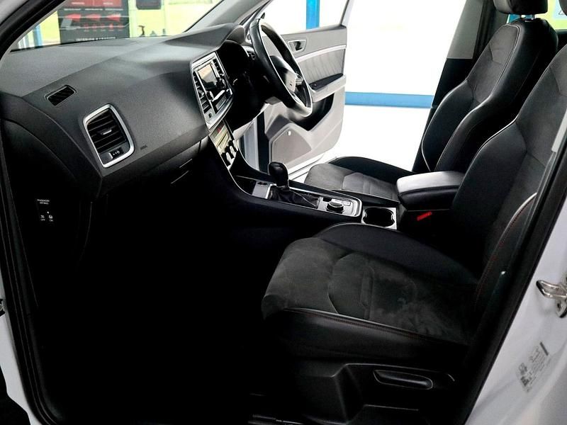 Used Seat Ateca FR 2022 Nevada white SUV