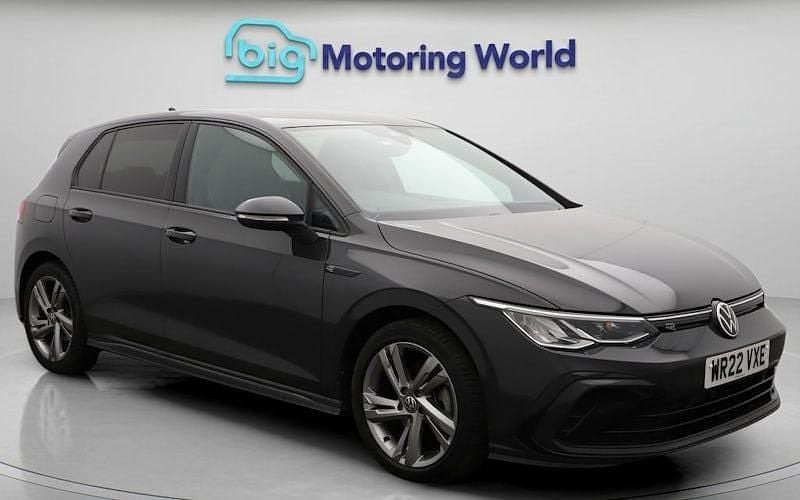 Used 2024 VW Golf VIII R-line Hatchback | £20,100 (Super price) - Image 1/4