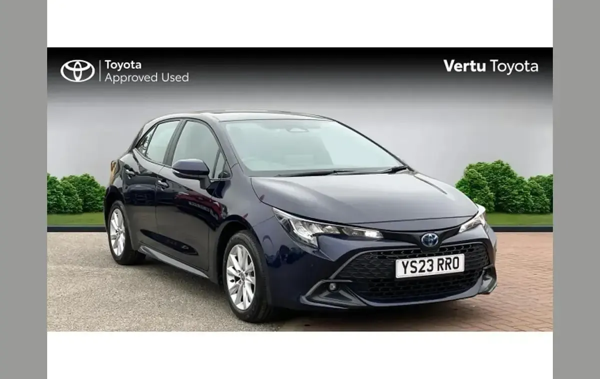 Used Toyota Corolla 140 HP (102 kW) 2023 Hatchback
