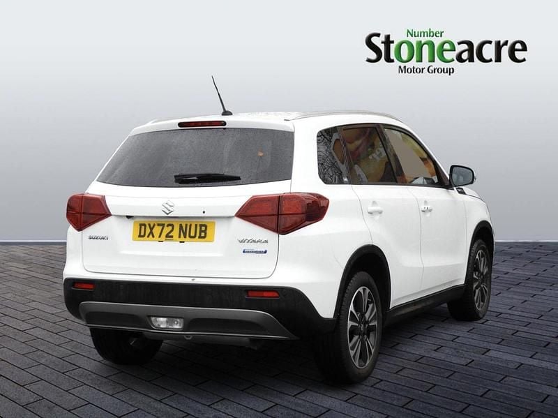 Used Suzuki Vitara SZ5 129 HP (94 kW) 2022 White Hatchback