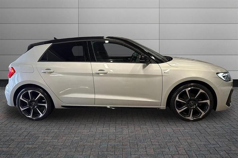 Used Audi A1 Black Edition 110 HP (80 kW) 2023 Silver SUV