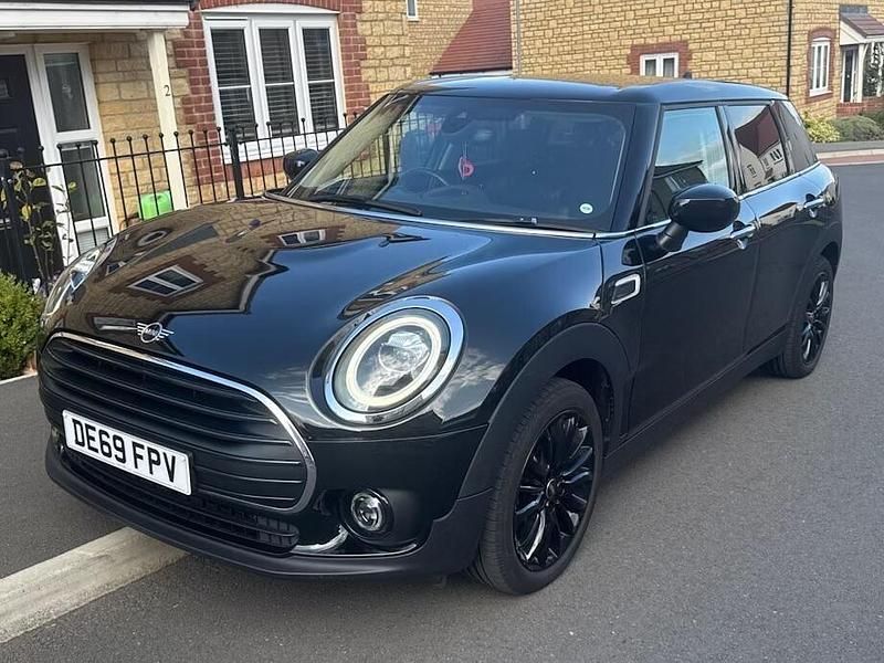 Black Used 2019 Mini Cooper Clubman Classic Estate | £13,490 (Fair price) - Image 1/4