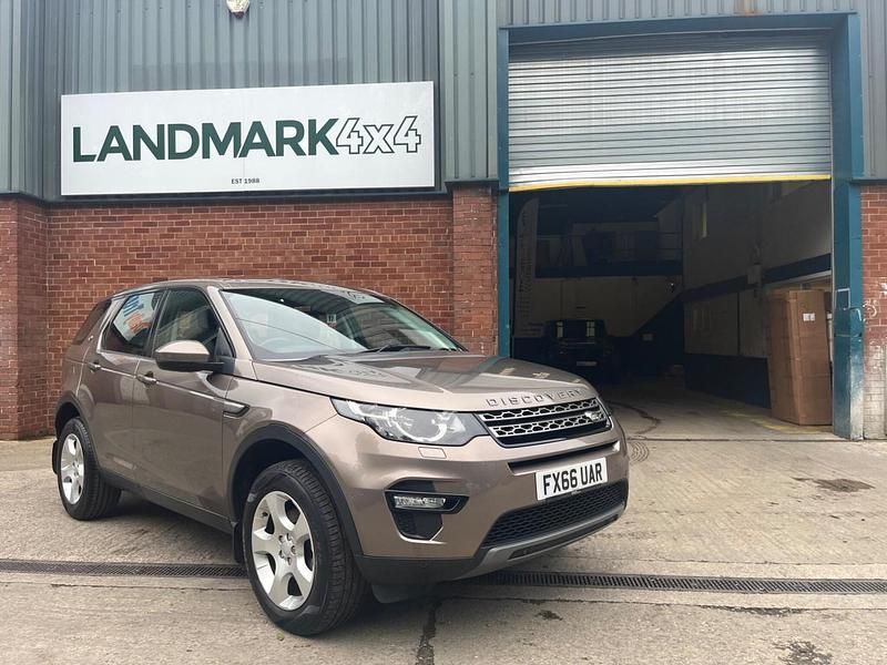 Brown Used 2016 Land Rover Discovery Sport SE SUV | £9,475 (Good price) - Image 1/4