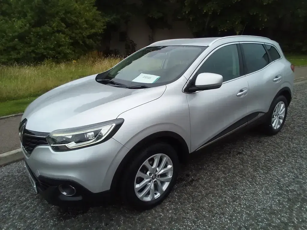 Used Renault Kadjar Dynamique 110 HP (80 kW) 2016 Silver SUV
