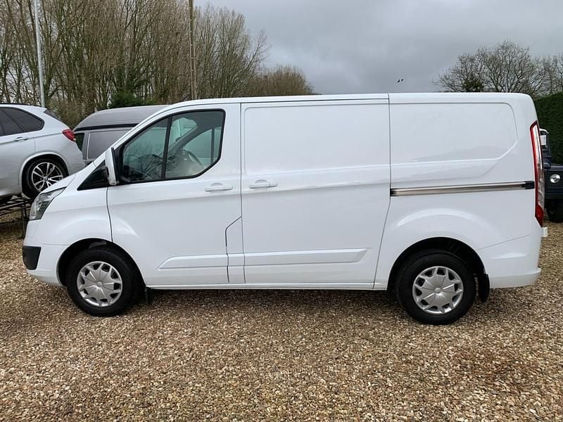 Usado Ford Transit Custom Limited 170 HP (125 kW) 2017 Branco Van