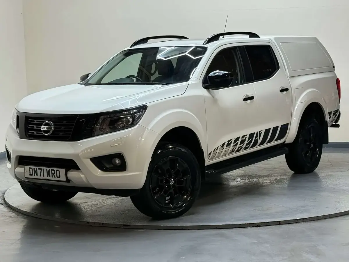 Begagnad Nissan Navara N-Guard 190 HK (139 kW) 2021 Vit Pickup