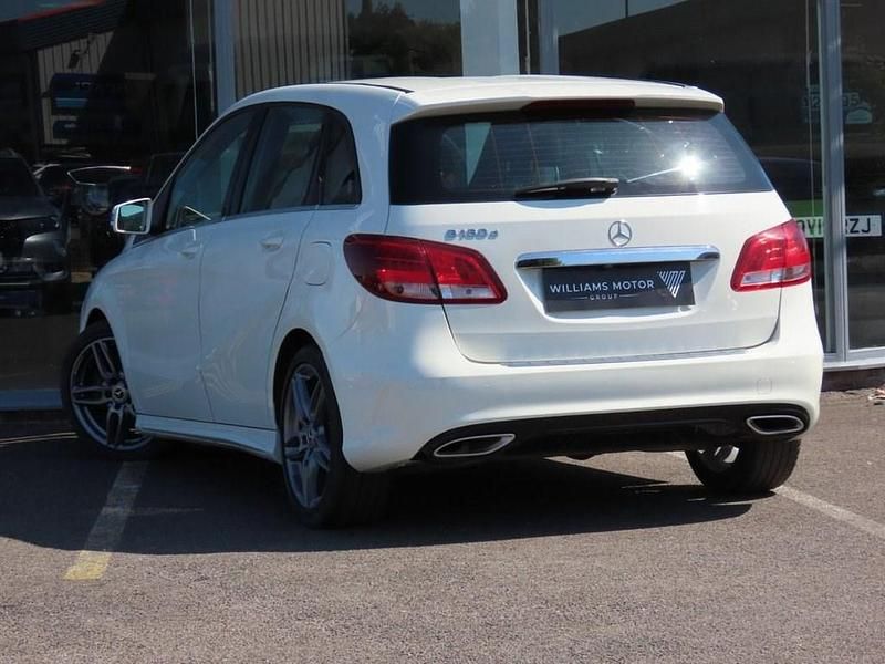 Used Mercedes B180 AMG line 109 HP (80 kW) 2017 White MPV