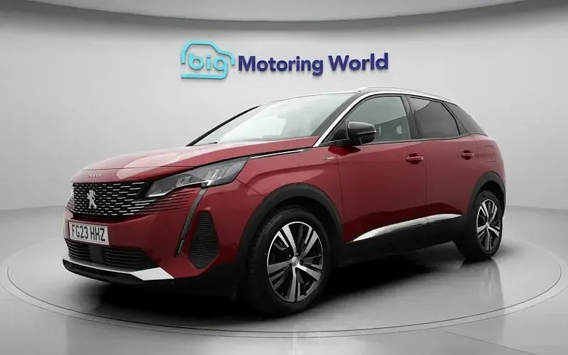 Used Peugeot 3008 Allure+ 300 HP (220 kW) 2023 Red SUV