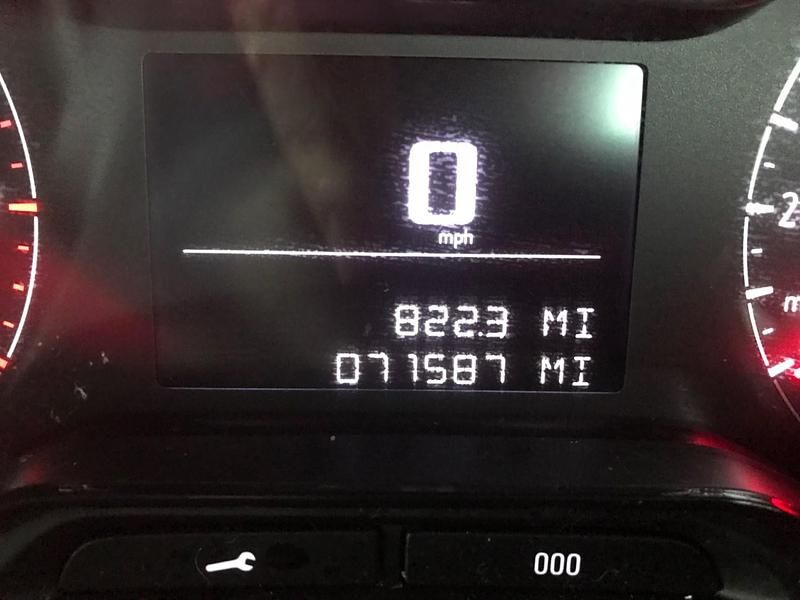 Used Vauxhall Combo Edition 100 HP (73 kW) 2020 White Van