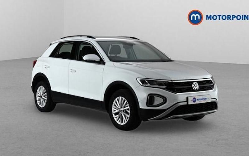 Usado VW T-Roc Life 150 HP (110 kW) 2025 SUV