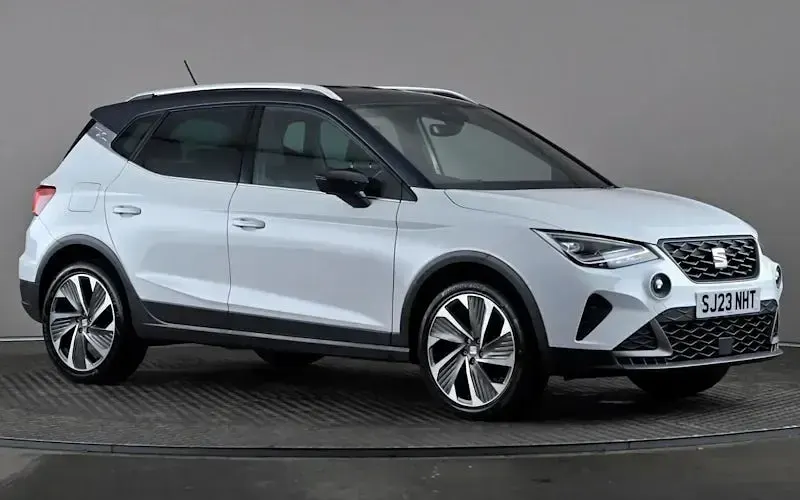 Usado Seat Arona FR 110 HP (80 kW) 2022 SUV