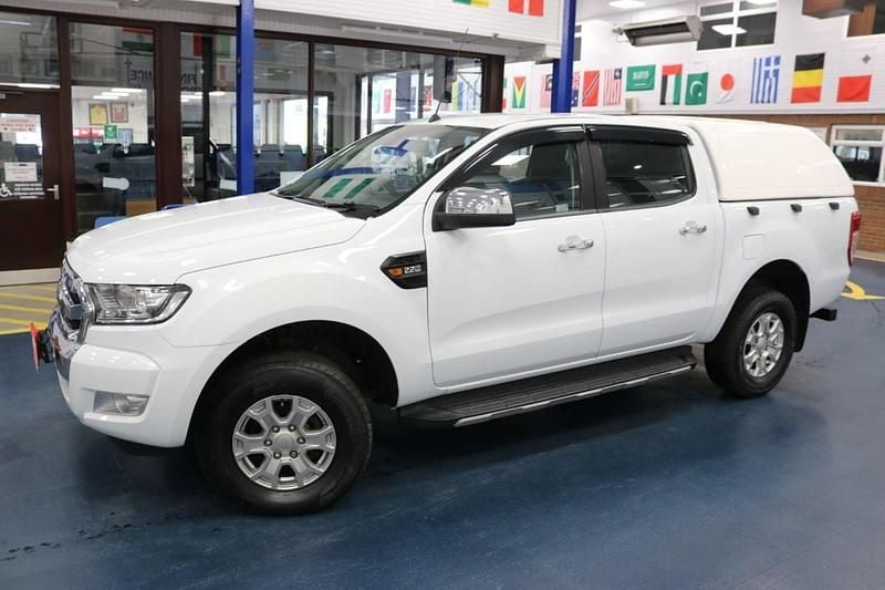 Używany Ford Ranger XLT 160 KM (117 kW) 2017 Biały Pickup