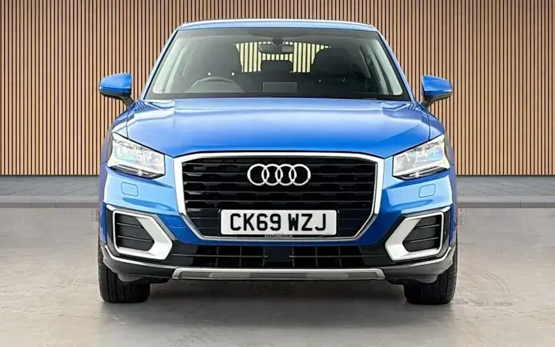 Used Audi Q2 Sport 116 HP (85 kW) 2019 Blue SUV