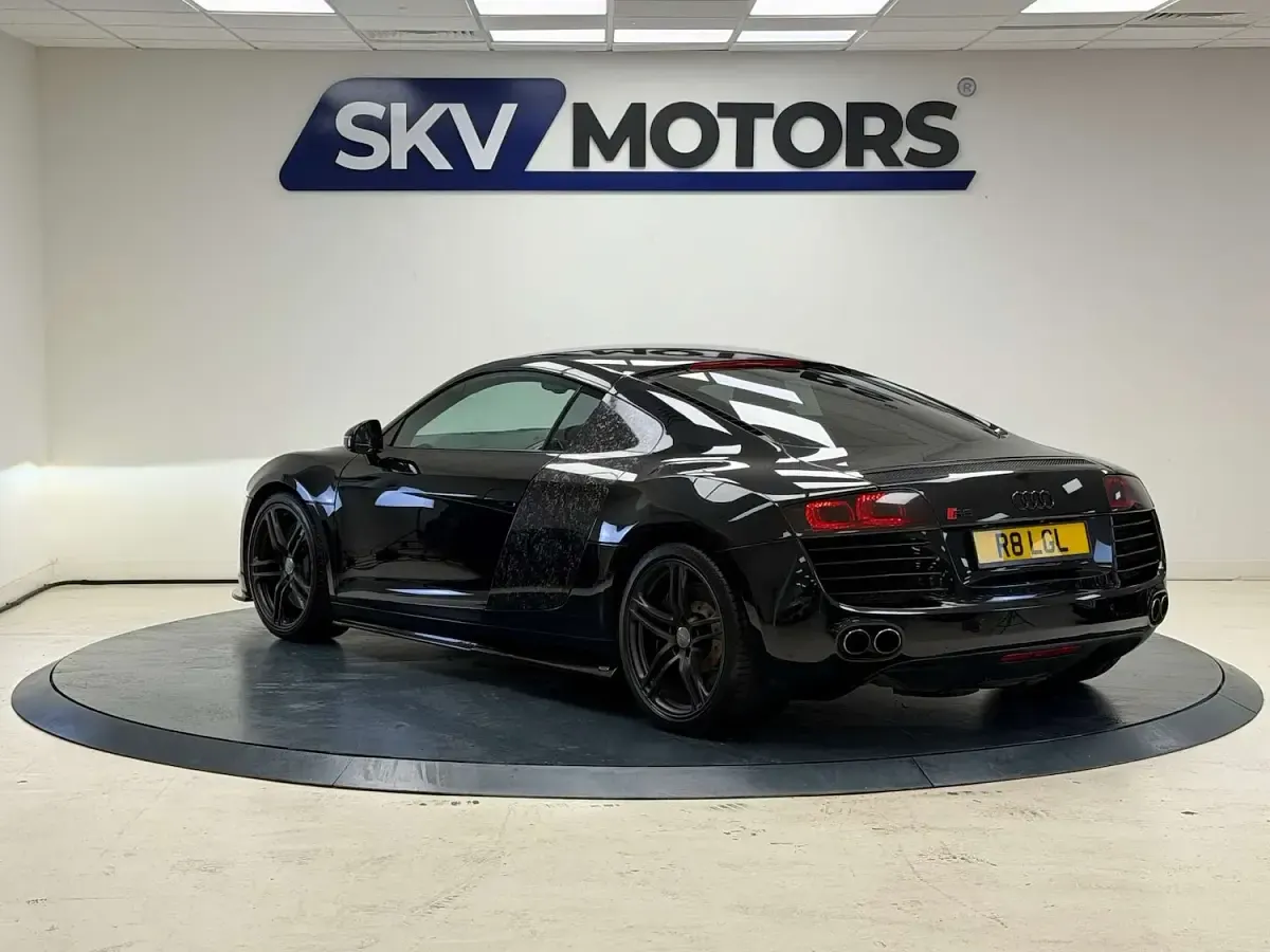Begagnad Audi R8 Coupé Comfort 420 HK (308 kW) 2007 Svart Sportkupé