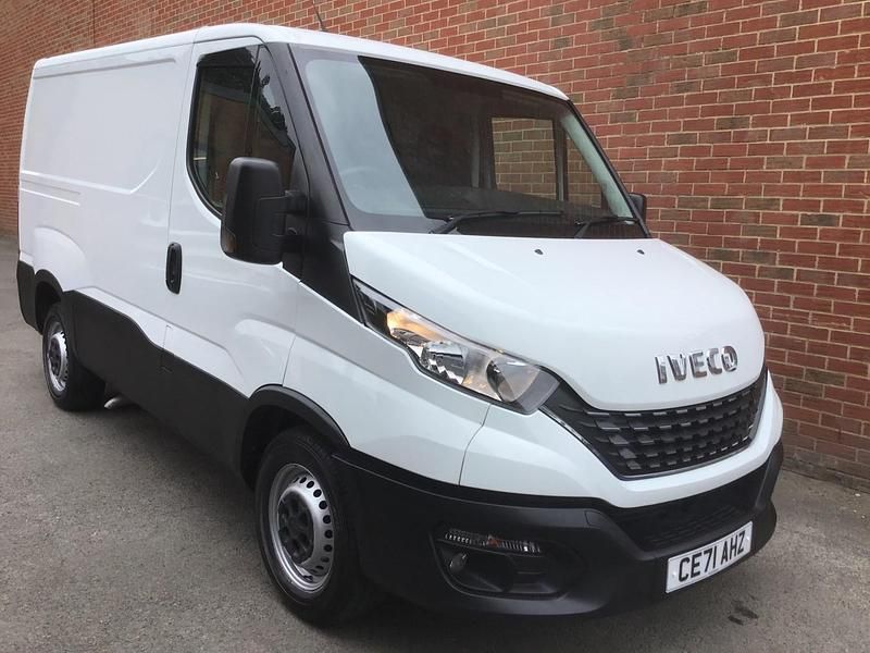 White Used 2021 Iveco Daily Van | £10,995 (Good price) - Image 1/4