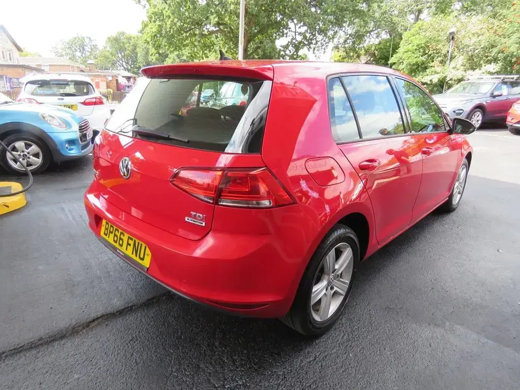 Used VW Golf VII Edition 2016 Red Hatchback