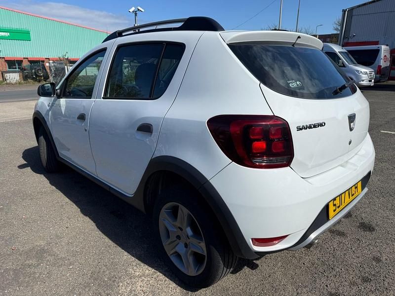 Gebraucht Dacia Sandero Ambiance 2017 Weiß Kleinwagen