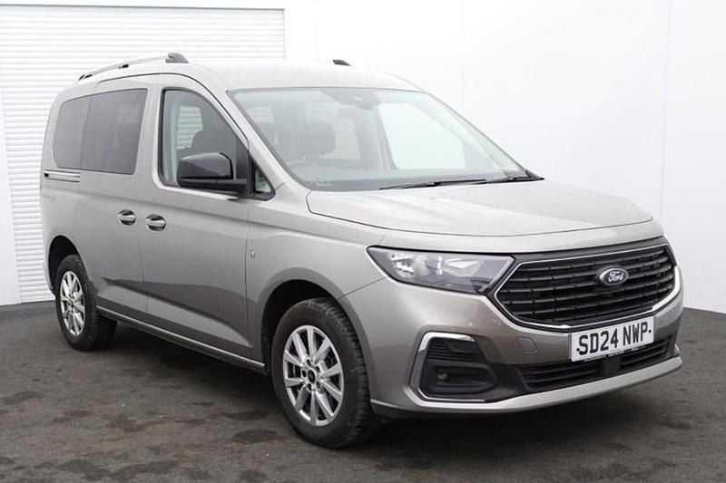 Used 2024 Ford Tourneo Connect Titanium MPV | £18,495 - Image 1/1