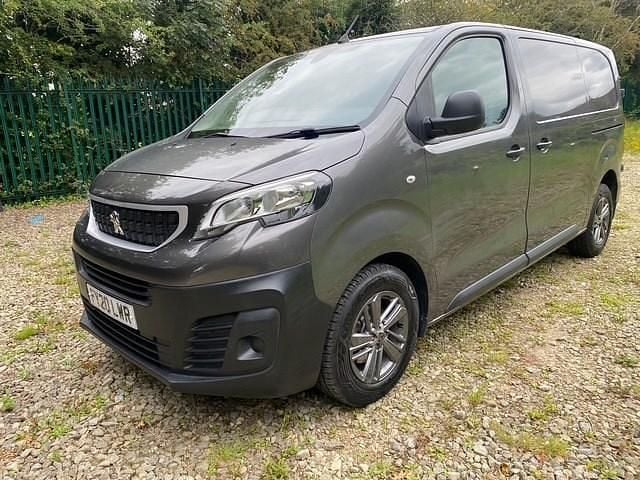 Platinum grey Used 2020 Peugeot Expert Van | £9,990 (Expensive) - Image 1/4