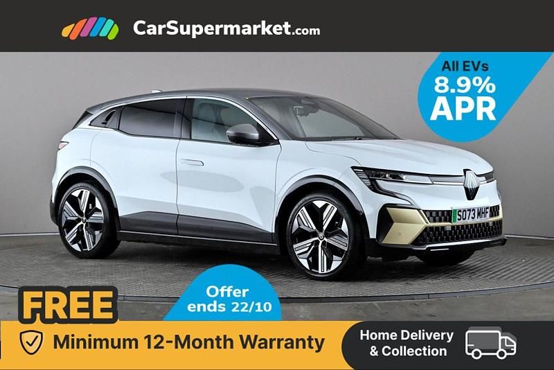 White/grey Used 2024 Renault Mégane Iconic Hatchback | £19,697 (Fair price) - Image 1/3