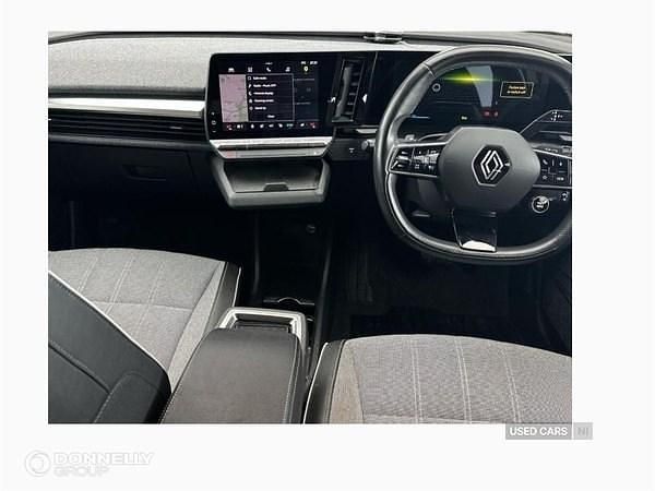 Used Renault Megane E-Tech Techno 160 kW (218 HP) 2023 Red/black Hatchback