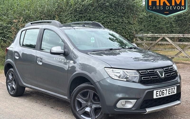 Grey Used 2017 Dacia Sandero Stepway Hatchback | £5,495 (Fair price) - Image 1/4
