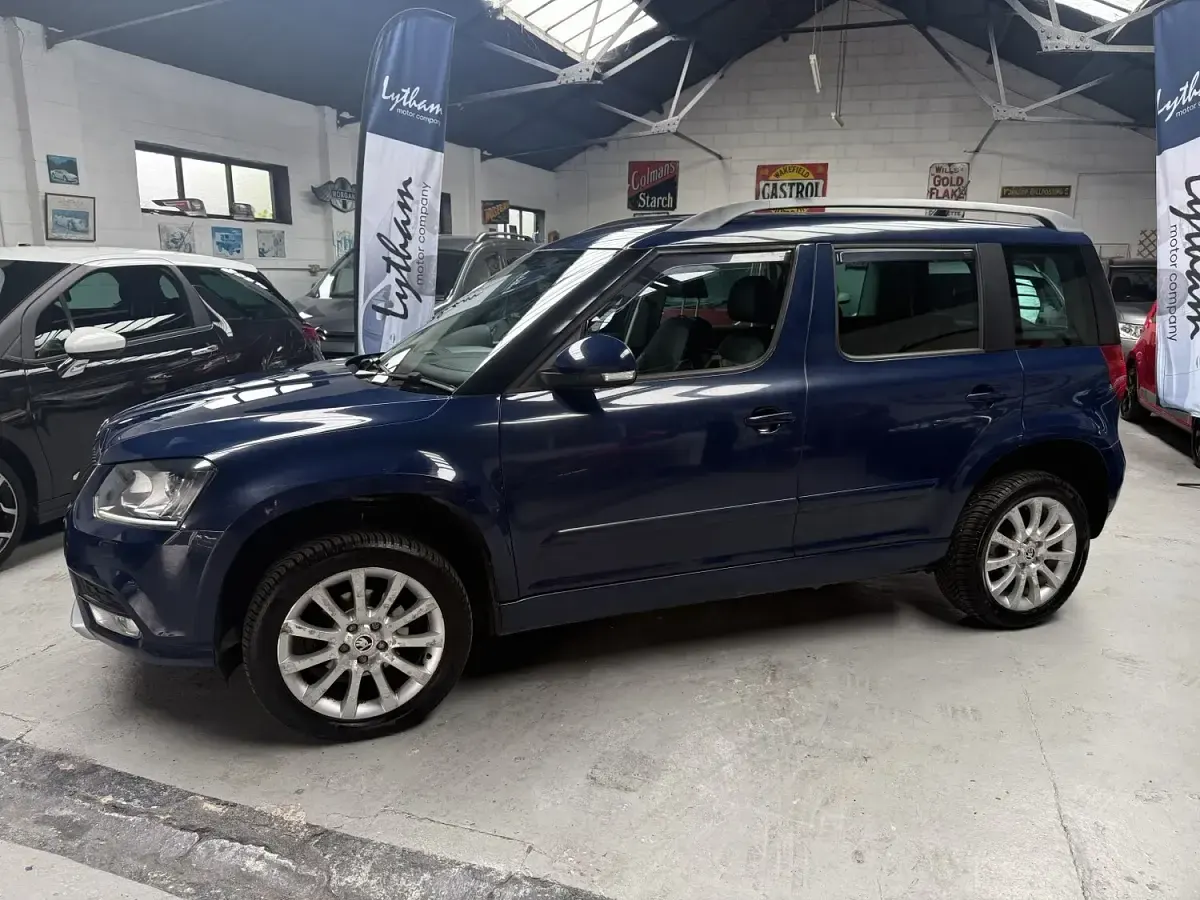 Used Skoda Yeti Elegance 105 HP (77 kW) 2014 Blue SUV
