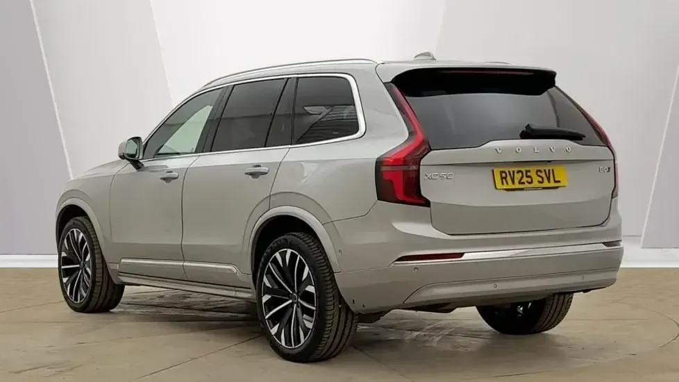 Gebraucht Volvo XC90 Ultra 250 PS (183 kW) 2025 Silber SUV