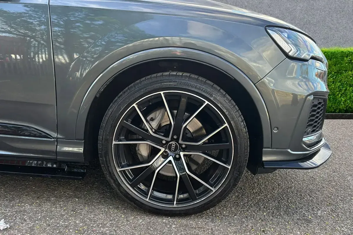 Used Audi Q7 S-Line 340 HP (250 kW) 2023 Grey SUV