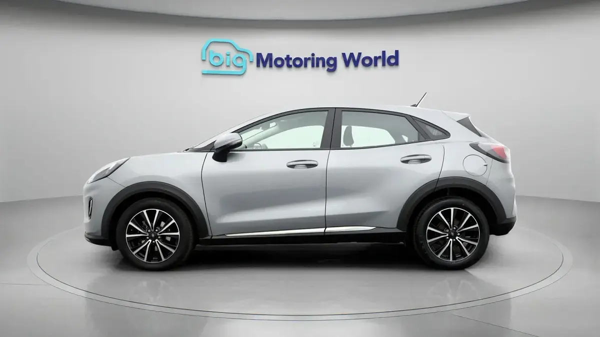Used Ford Puma Titanium 125 HP (91 kW) 2023 Silver SUV