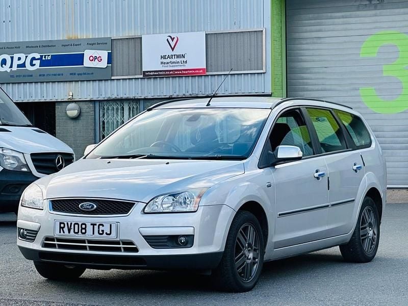 Used Ford Focus Ghia 145 HP (106 kW) 2007 Silver Estate