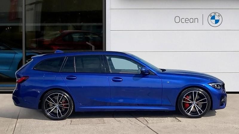 Used BMW 320 M Sport 187 HP (137 kW) 2022 Blue Estate