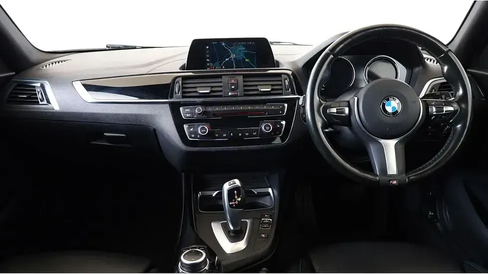Used BMW 118 M Sport 148 HP (108 kW) 2019 Grey Hatchback