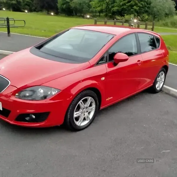 Used Seat Leon Copa 105 HP (77 kW) 2013 Red Hatchback