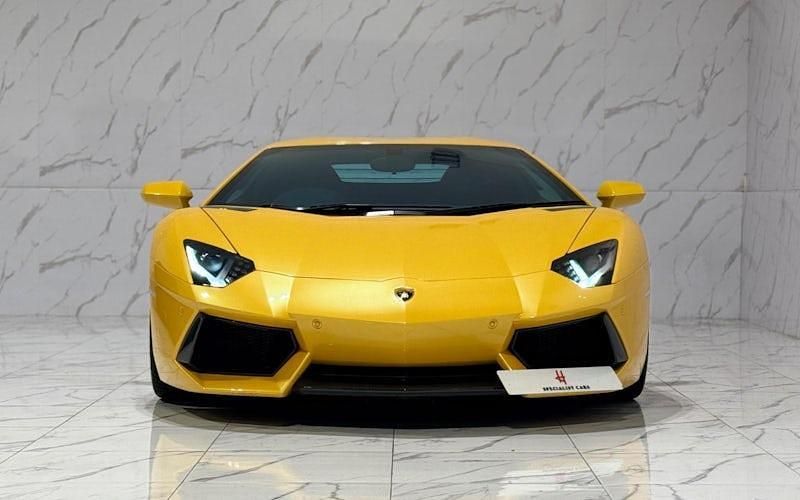 Used Lamborghini Aventador 700 HP (514 kW) 2015 Coupe