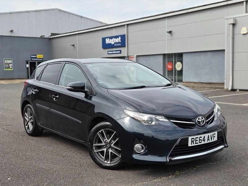 Grey Used 2014 Toyota Auris Multidrive S Hatchback | £7,495 (Fair price) - Image 1/4