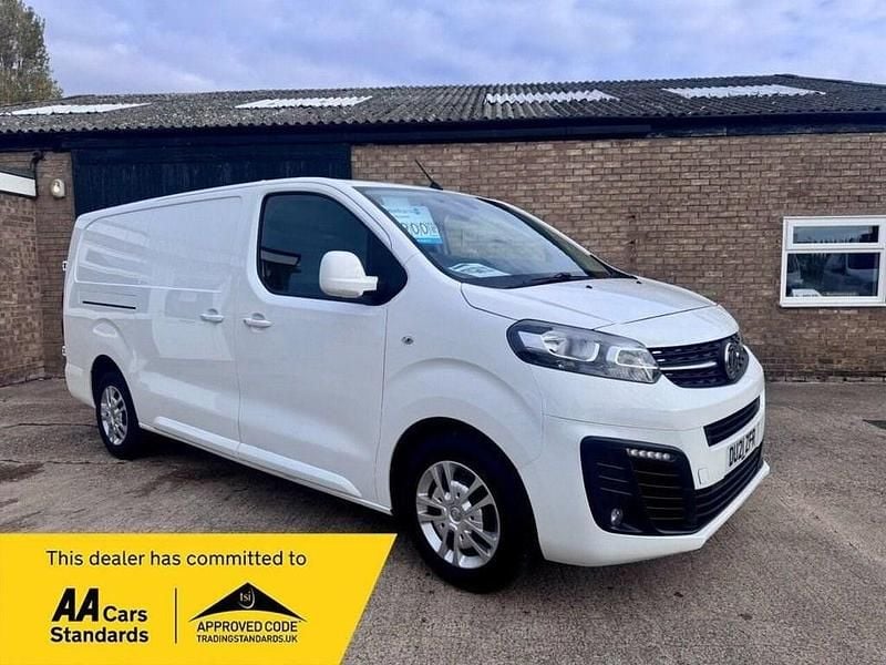 Used Vauxhall Vivaro Sportive 100 HP (73 kW) 2021 White MPV