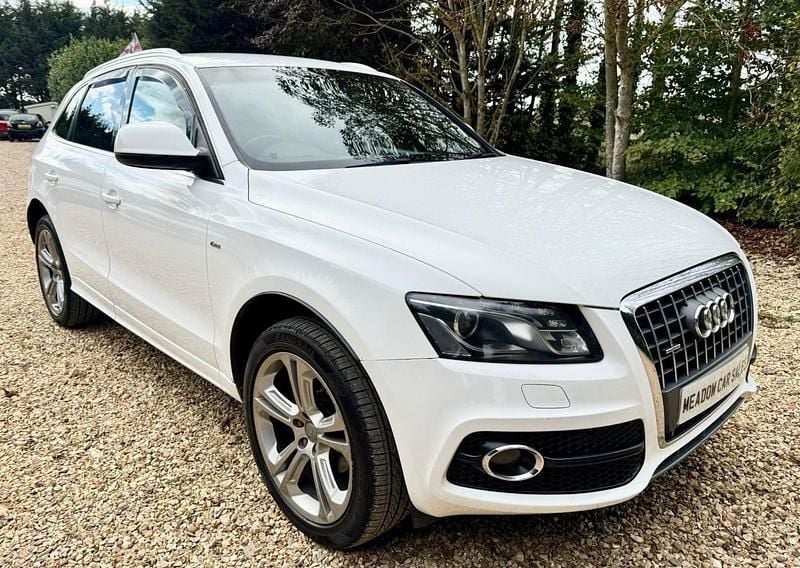 White Used 2011 Audi Q5 S-Line SUV | £3,750 (Fair price) - Image 1/4