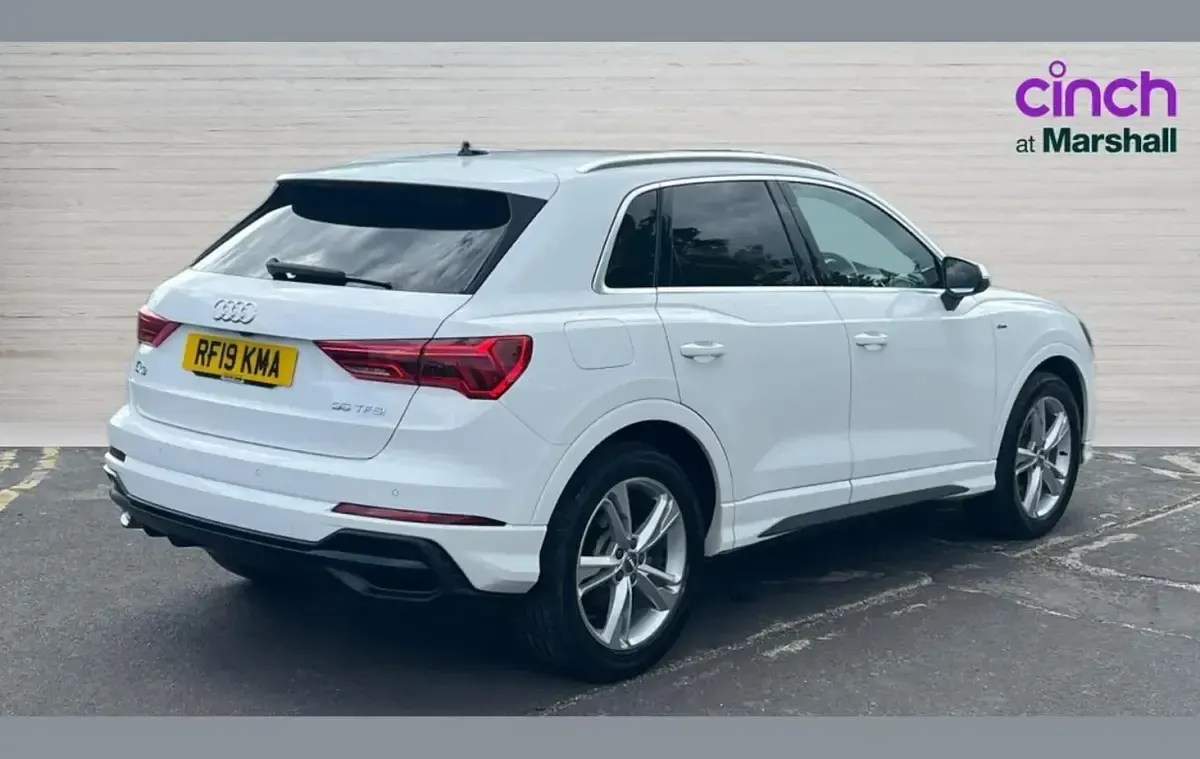 Used Audi Q3 S-Line 150 HP (110 kW) 2019 White SUV