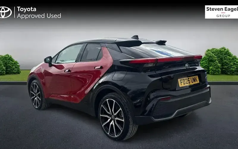 Used Toyota C-HR Sport 223 HP (164 kW) 2025 Red SUV