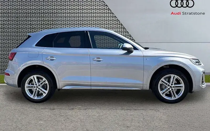 Used Audi Q5 S-Line 265 HP (194 kW) 2024 Silver SUV