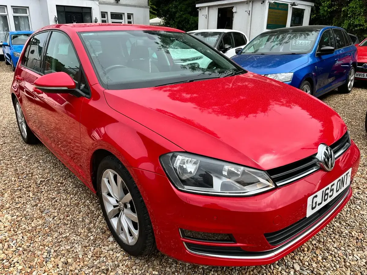 Used VW Golf VII GT 150 HP (110 kW) 2015 Red Hatchback