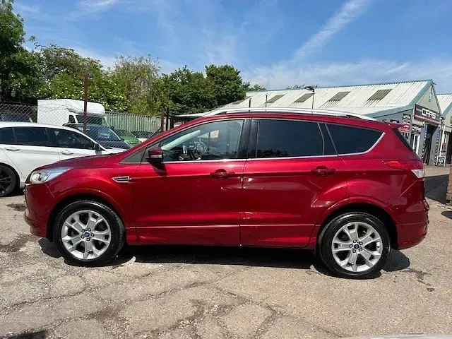 Usado Ford Kuga Sport 2016 Vermelho SUV