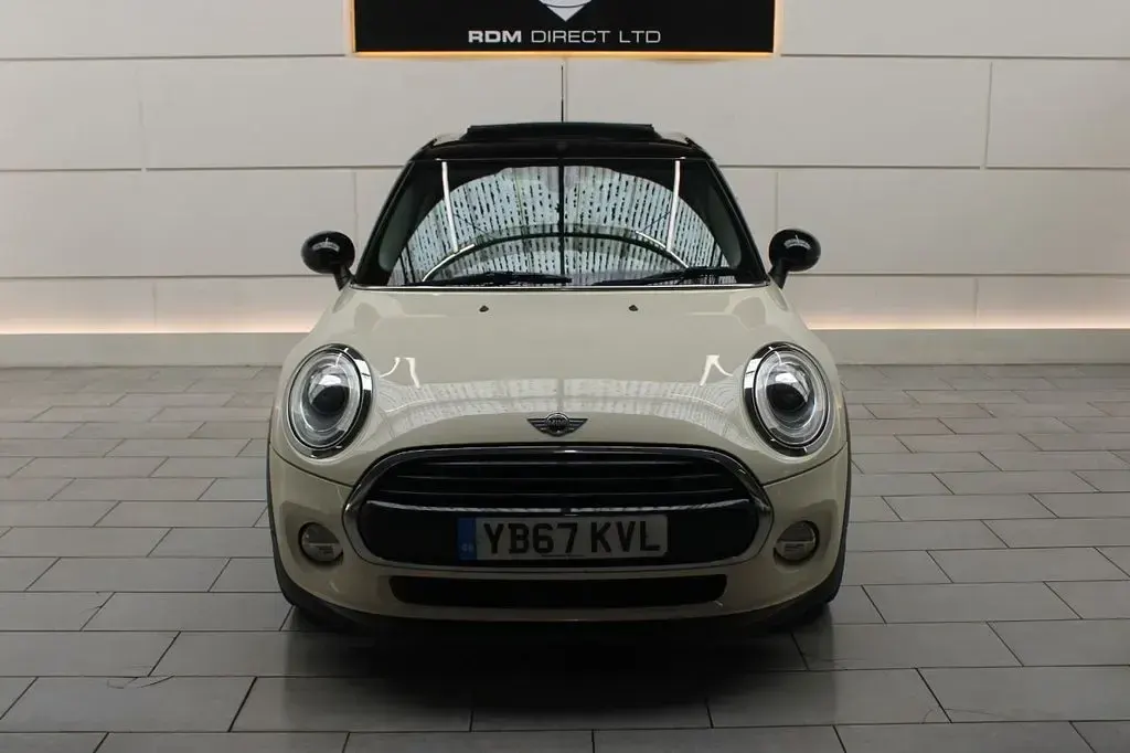 Used Mini Cooper D Hatch 116 HP (85 kW) 2018 White Hatchback