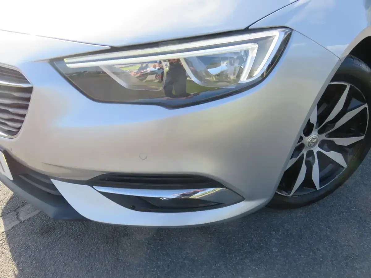 Second-hand Vauxhall Insignia 2017 Argintiu Break