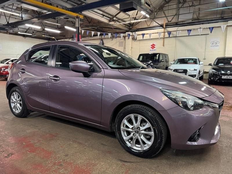 Used Mazda 2 2015 Mauve/purple Hatchback