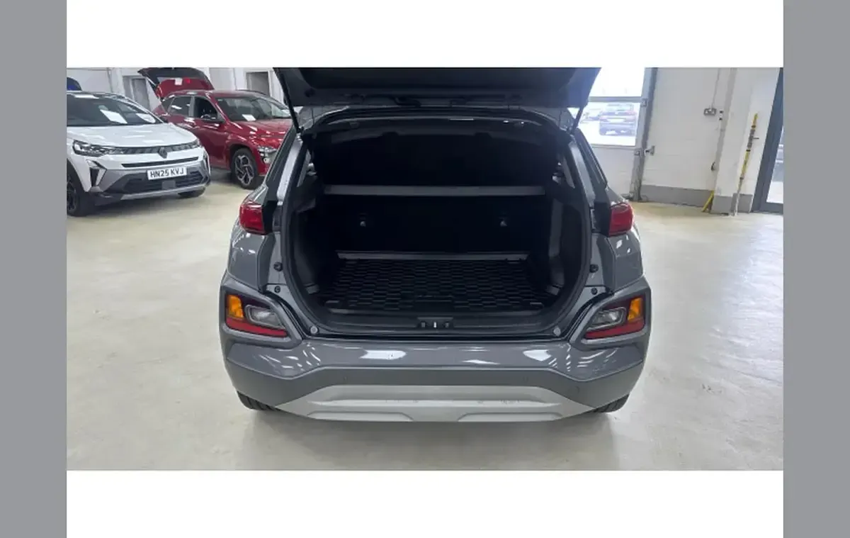 Used Hyundai Kona Premium 117 HP (86 kW) 2018 Grey SUV