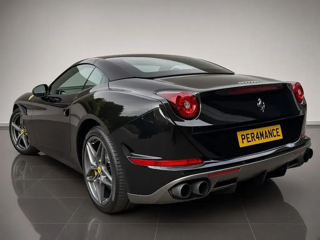 Used Ferrari California 560 HP (411 kW) 2017 Black Cabriolet