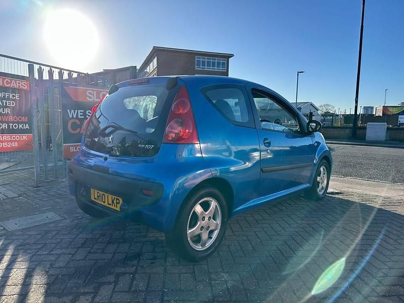 Used Peugeot 107 68 HP (50 kW) 2010 Blue Hatchback