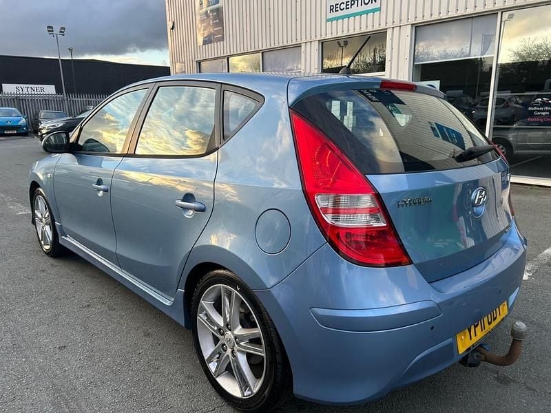 Used Hyundai i30 Premium 2011 Blue Hatchback
